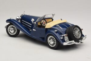 Mercedes 500K Roadster Bleu Bburago 1:20 3070 Métal Moulé — image 5 sur 8