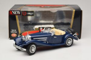 Mercedes 500K Roadster Bleu Bburago 1:20 3070 Métal Moulé — image 8 sur 8
