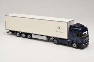 Mercedes Actros 1044 Bleu Minichamps 1:43 B66000604 Métal Moulé — image 4 sur 7