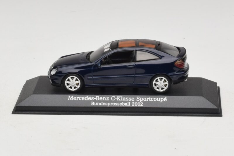 Mercedes C-Class Sportscoupe CL203 Blue Metallic Bundespressball Minichamps 1:43 MB010 Métal Moulé