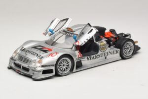 Mercedes CLK GTR #10 Warsteiner 1999 Maisto 1:18 38848 Métal Moulé — image 2 sur 8