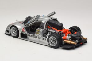 Mercedes CLK GTR #10 Warsteiner 1999 Maisto 1:18 38848 Métal Moulé — image 5 sur 8