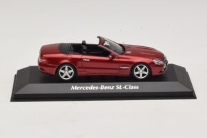 Mercedes SL R230 Rouge Métallisé Maxichamps 1:43 Mercedes SL R230 Rouge Métallisé Maxichamps 1:43 940037530 Métal Moulé