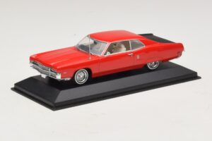Mercury Marauder X-100 Rouge Noir Minichamps 1:43 400082121 Métal Moulé — image 2 sur 5