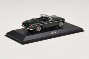 MG MGB Mk1 Vert Maxichamps 1:43 940131031 Métal Moulé — image 2 sur 5