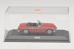 MG MGB Mk1 Rouge Maxichamps 1:43 940131030 Métal Moulé — image 4 sur 5