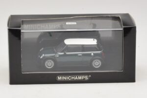 Mini Cooper One R50 Aero Green Avec Toit Blanc Minichamps 1:43 MINI011 Métal Moulé — image 5 sur 5