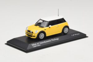 Mini Cooper One R50 avec Pack Aéro Jaune Minichamps 1:43 431138274 Métal Moulé — image 2 sur 4