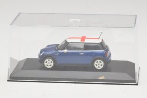 Mini Cooper S R53 Bleu Avec Drapeau Anglais Minichamps 1:43 MINI012 Métal Moulé — image 4 sur 5