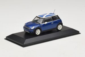 Mini Cooper S R53 Bleu Avec Drapeau Écossais Minichamps 1:43 MINI016 Métal Moulé — image 2 sur 5