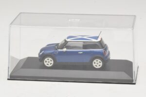 Mini Cooper S R53 Bleu Avec Drapeau Écossais Minichamps 1:43 MINI016 Métal Moulé — image 4 sur 5