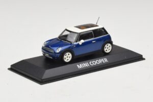 Mini Cooper S R53 Bleu Foncé Avec Toit Panoramique Minichamps 1:43 MINI021 Métal Moulé — image 2 sur 4