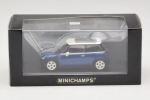 Mini Cooper S R53 Bleu Foncé Avec Toit Panoramique Minichamps 1:43 MINI021 Métal Moulé — image 4 sur 4