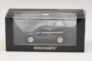 Mini Cooper S R53 Vert Foncé Avec Toit Noir Minichamps 1:43 MINI023 Métal Moulé — image 5 sur 5