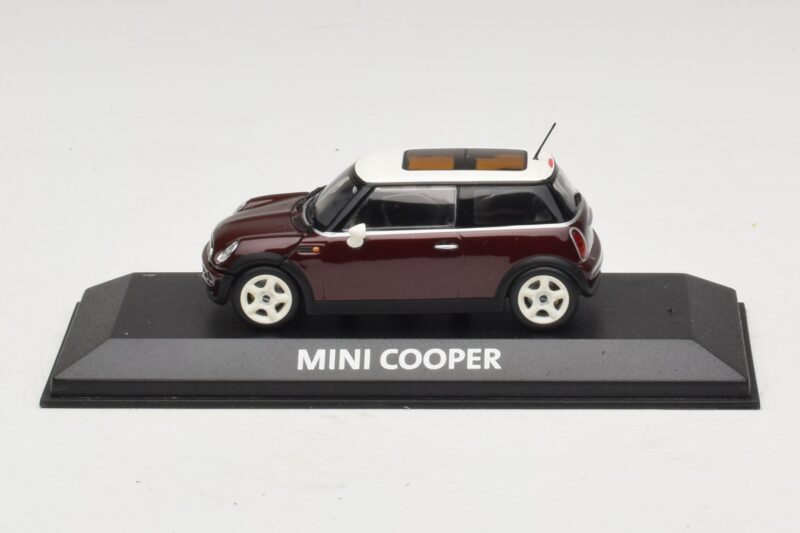 Mini Cooper S R53 Rouge Foncé Avec Toit Panoramique Minichamps 1:43 MINI019 Métal Moulé