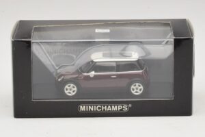 Mini Cooper S R53 Rouge Foncé Avec Toit Panoramique Minichamps 1:43 MINI019 Métal Moulé — image 4 sur 4