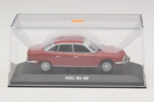 NSU Ro 80 Rouge Maxichamps 1:43 940015402 Métal Moulé — image 4 sur 5