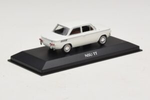 NSU TT Blanc Maxichamps 1:43 940015300 Métal Moulé — image 2 sur 5
