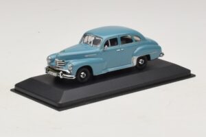 Opel Kapitän Bleu Minichamps 1:43 430043308 Métal Moulé — image 2 sur 5