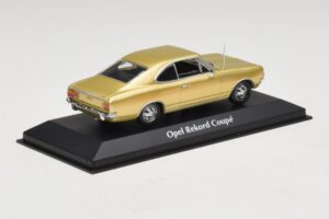 Opel Rekord C Coupé Or Maxichamps 1:43 940046120 Métal Moulé — image 2 sur 5