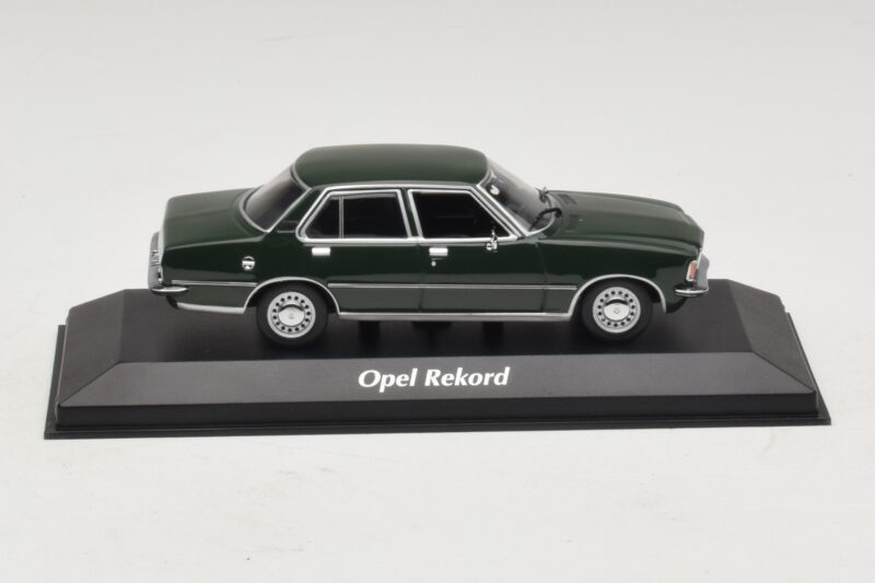 Opel Rekord D Vert Foncé Maxichamps 1:43 940044001 Métal Moulé