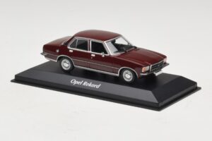 Opel Rekord D Rouge Foncé Maxichamps 1:43 940044000 Métal Moulé — image 3 sur 5