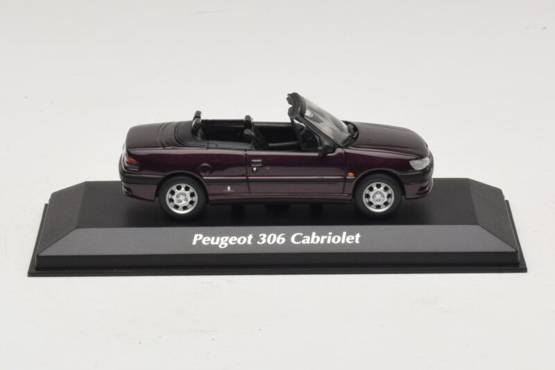 Peugeot 306 Cabriolet Violet Métallisé Maxichamps 1:43 940112834 Métal Moulé