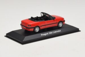 Peugeot 306 Cabriolet Rouge Maxichamps 1:43 940112830 Métal Moulé — image 2 sur 5