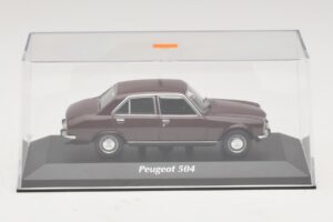 Peugeot 504 Rouge Foncé Maxichamps 1:43 940112500 Métal Moulé — image 4 sur 5