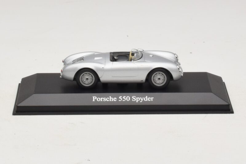 Porsche 550 Spyder Argent Maxichamps 1:43 940066030 Métal Moulé