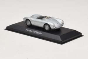 Porsche 550 Spyder Argent Maxichamps 1:43 940066030 Métal Moulé — image 3 sur 5