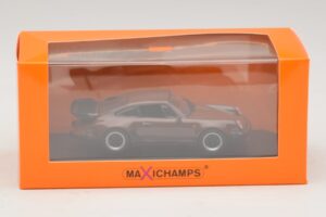 Porsche 911 930 Turbo 3.3 Marron Maxichamps 1:43 940069001 Métal Moulé — image 5 sur 5