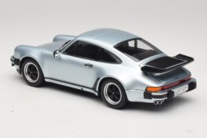 Porsche 911 930 Turbo 3.3 Argent KK-Scale 1:18 KKDC181444 Métal Moulé — image 5 sur 6