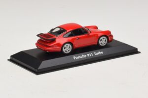 Porsche 911 964 Turbo Rouge Maxichamps 1:43 940069102 Métal Moulé — image 2 sur 5