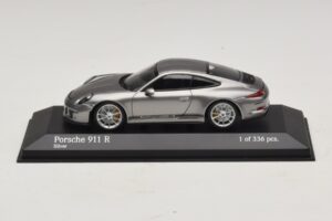 Porsche 911 991.1 R Argent Minichamps 1:43 410066224 Métal Moulé