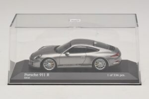 Porsche 911 991.1 R Argent Minichamps 1:43 410066224 Métal Moulé — image 4 sur 5