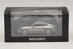 Porsche 911 991.1 R Argent Minichamps 1:43 410066224 Métal Moulé — image 5 sur 5