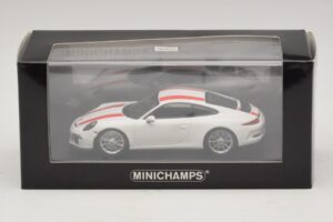 Porsche 911 991.1 R Blanc Avec Bandes Rouges Minichamps 1:43 410066220 Métal Moulé — image 6 sur 6