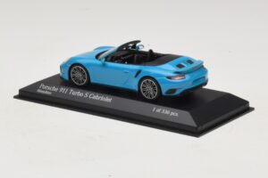 Porsche 911 991.1 Turbo S Cabriolet Bleu Minichamps 1:43 410067182 Métal Moulé — image 3 sur 5