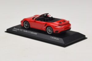 Porsche 911 991.1 Turbo S Cabriolet Rouge Minichamps 1:43 410067180 Métal Moulé — image 3 sur 5