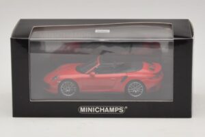 Porsche 911 991.1 Turbo S Cabriolet Rouge Minichamps 1:43 410067180 Métal Moulé — image 5 sur 5