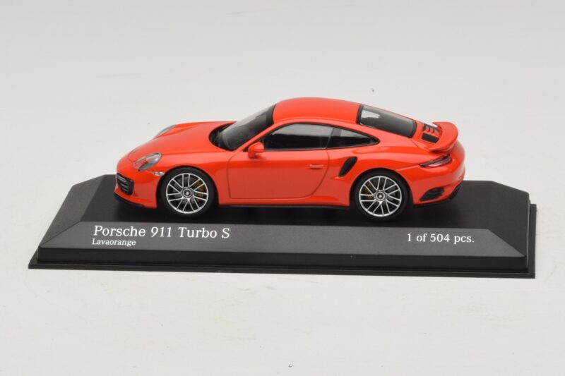 Porsche 911 991.1 Turbo S Orange Minichamps 1:43 410067171 Métal Moulé