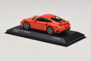 Porsche 911 991.1 Turbo S Orange Minichamps 1:43 410067171 Métal Moulé — image 3 sur 5