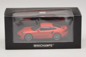 Porsche 911 991.1 Turbo S Orange Minichamps 1:43 410067171 Métal Moulé — image 5 sur 5