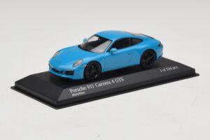 Porsche 911 991.2 Carrera 4 GTS Miami Blue Minichamps 1:43 410067322 Métal Moulé — image 2 sur 5
