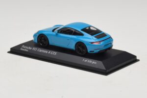 Porsche 911 991.2 Carrera 4 GTS Miami Blue Minichamps 1:43 410067322 Métal Moulé — image 3 sur 5