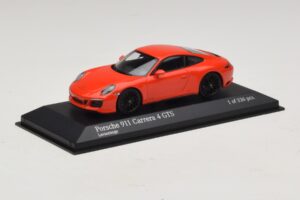 Porsche 911 991.2 Carrera 4 GTS Orange Minichamps 1:43 410067321 Métal Moulé — image 2 sur 5