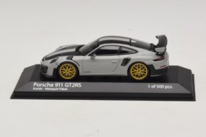 Porsche 911 991.2 GT2 RS Weissach Package Chalk Minichamps 1:43 410067220 Métal Moulé