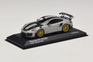 Porsche 911 991.2 GT2 RS Weissach Package Chalk Minichamps 1:43 410067220 Métal Moulé — image 2 sur 5