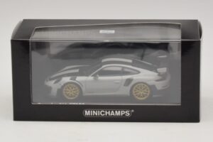 Porsche 911 991.2 GT2 RS Weissach Package Chalk Minichamps 1:43 410067220 Métal Moulé — image 5 sur 5